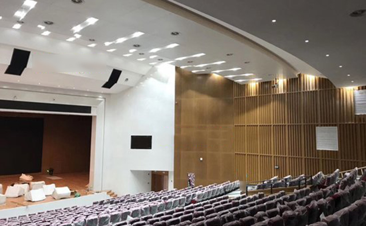 青海西寧會(huì)展中心吸音板工程